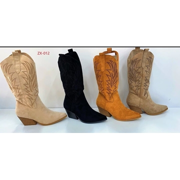 Botas camperas con tacón ancho - Imagen 1