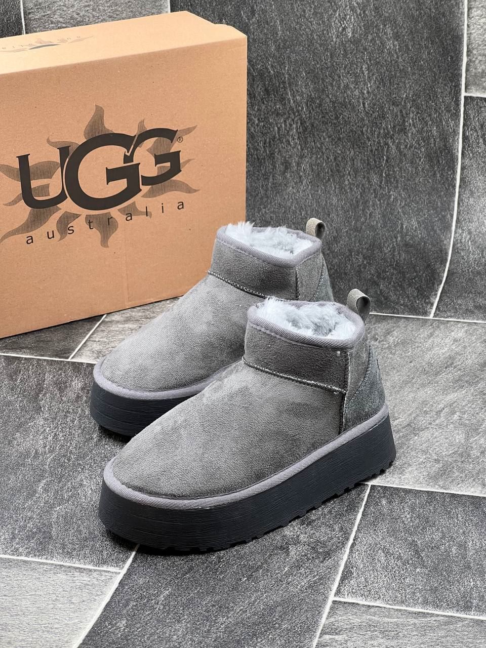 Botas con plataforma UGG classic ultra - Imagen 1