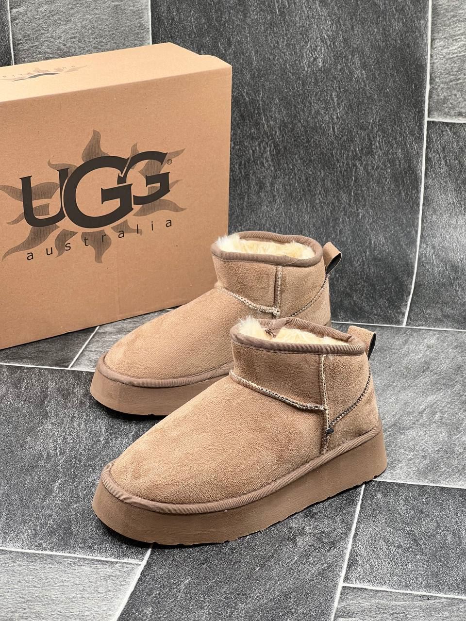Botas con plataforma UGG classic ultra - Imagen 3