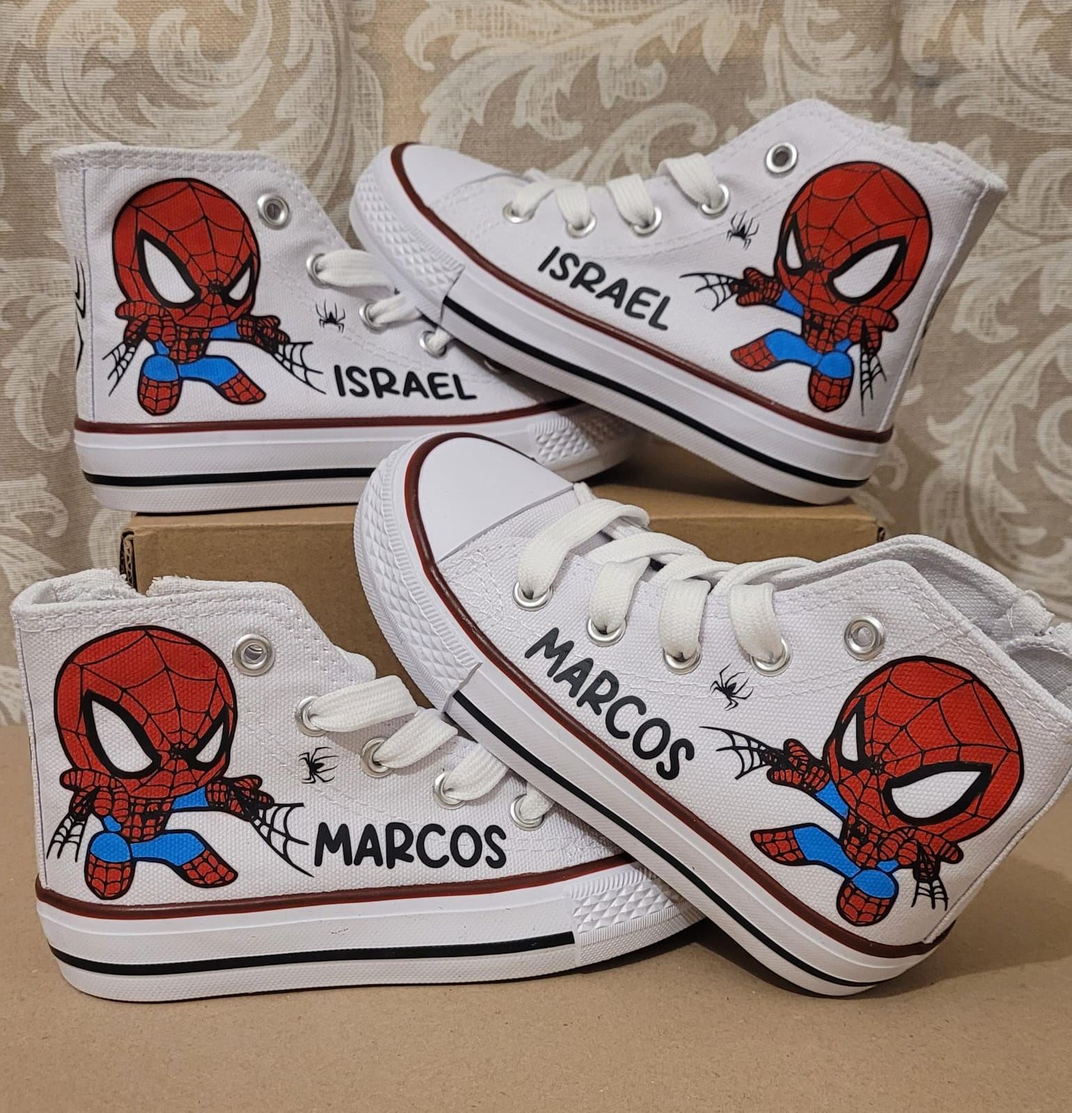 Botas Converse personalizadas Spiderman - Imagen 1