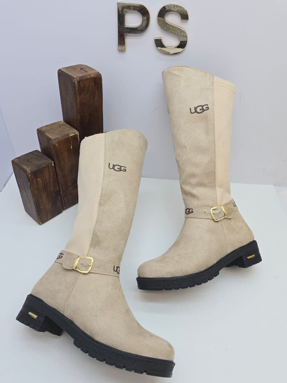 Botas de caña alta UGG - Imagen 3
