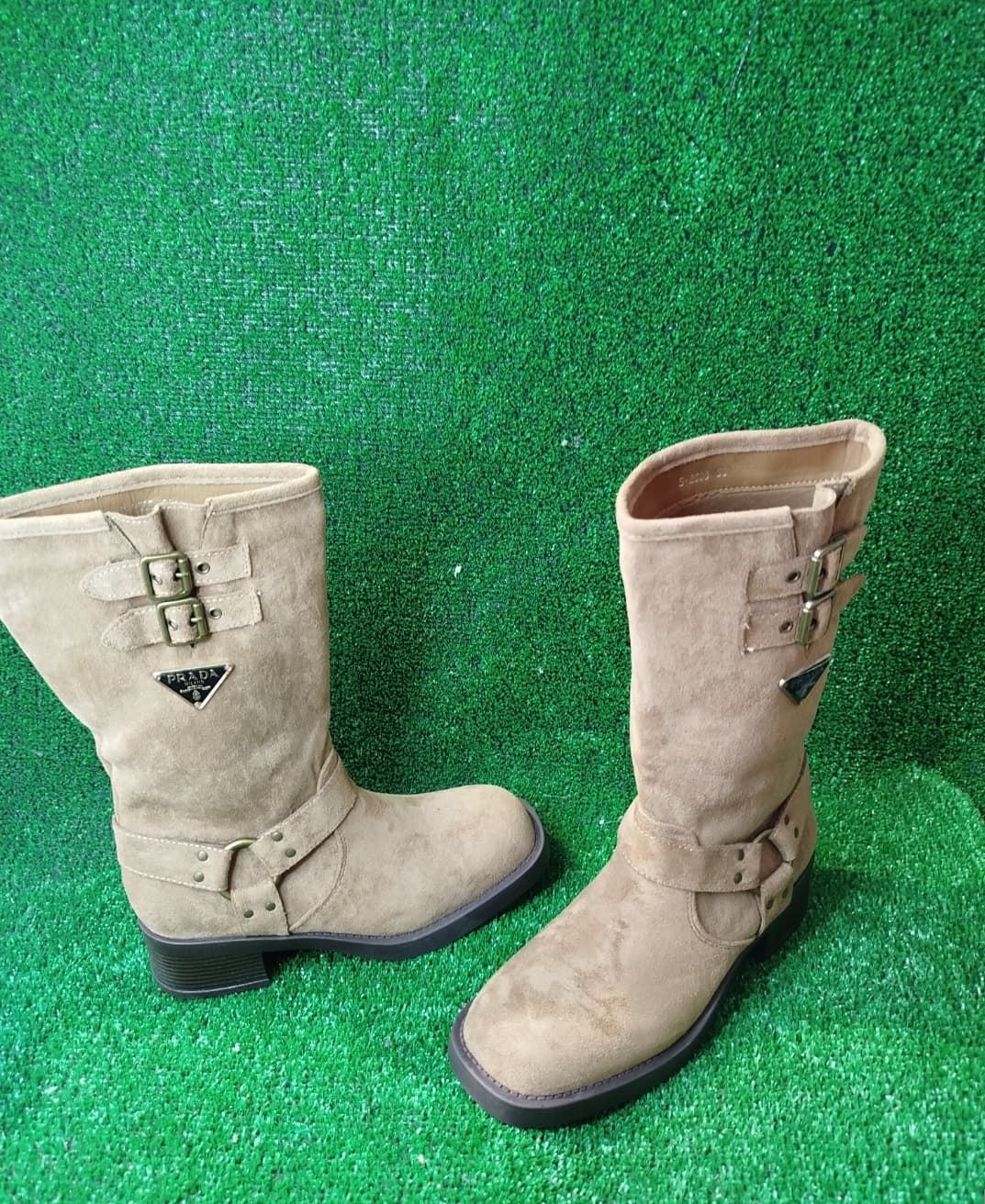 Botas Prada - Imagen 1