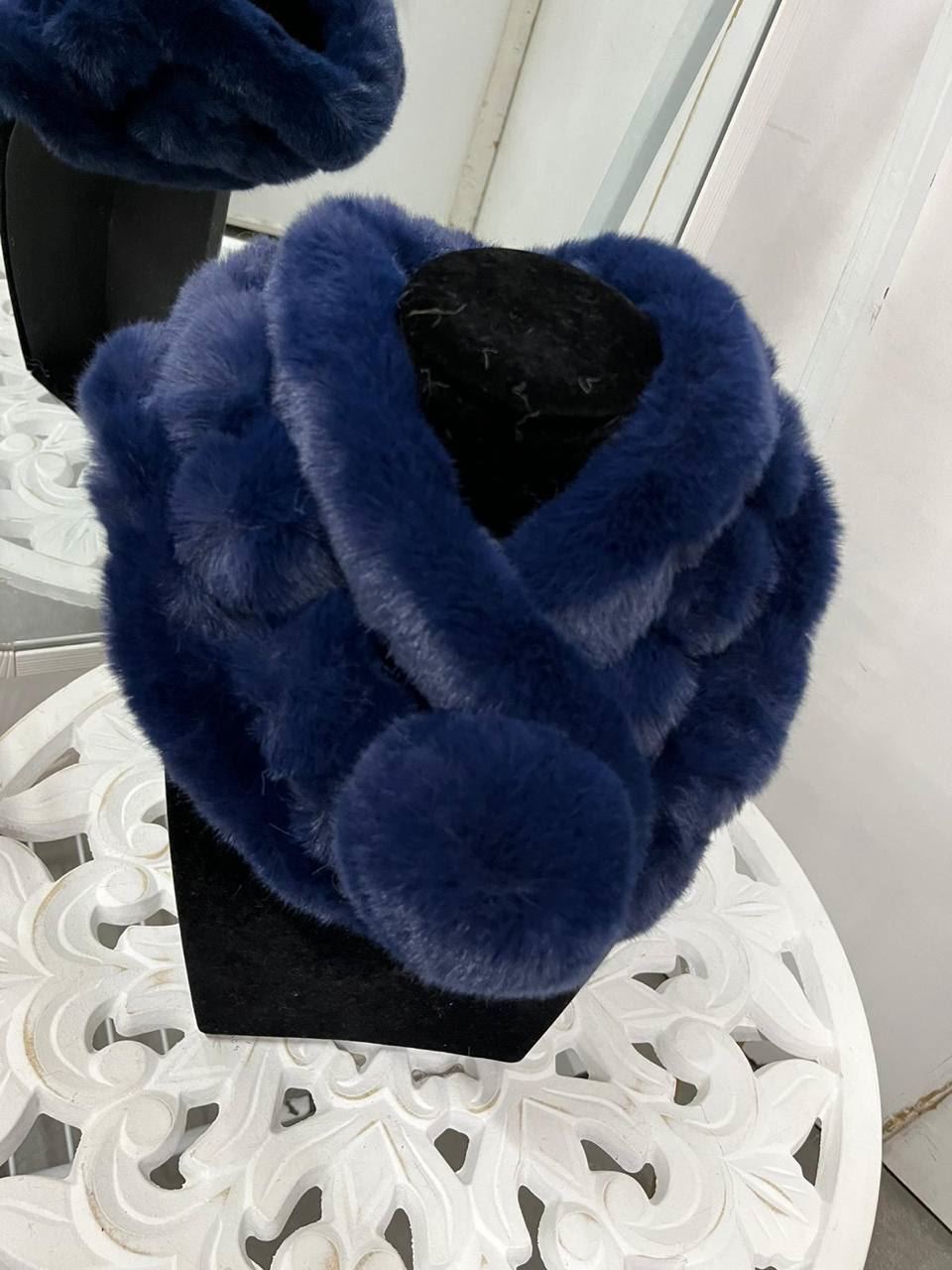 Bufanda calentita con pompón - Imagen 3