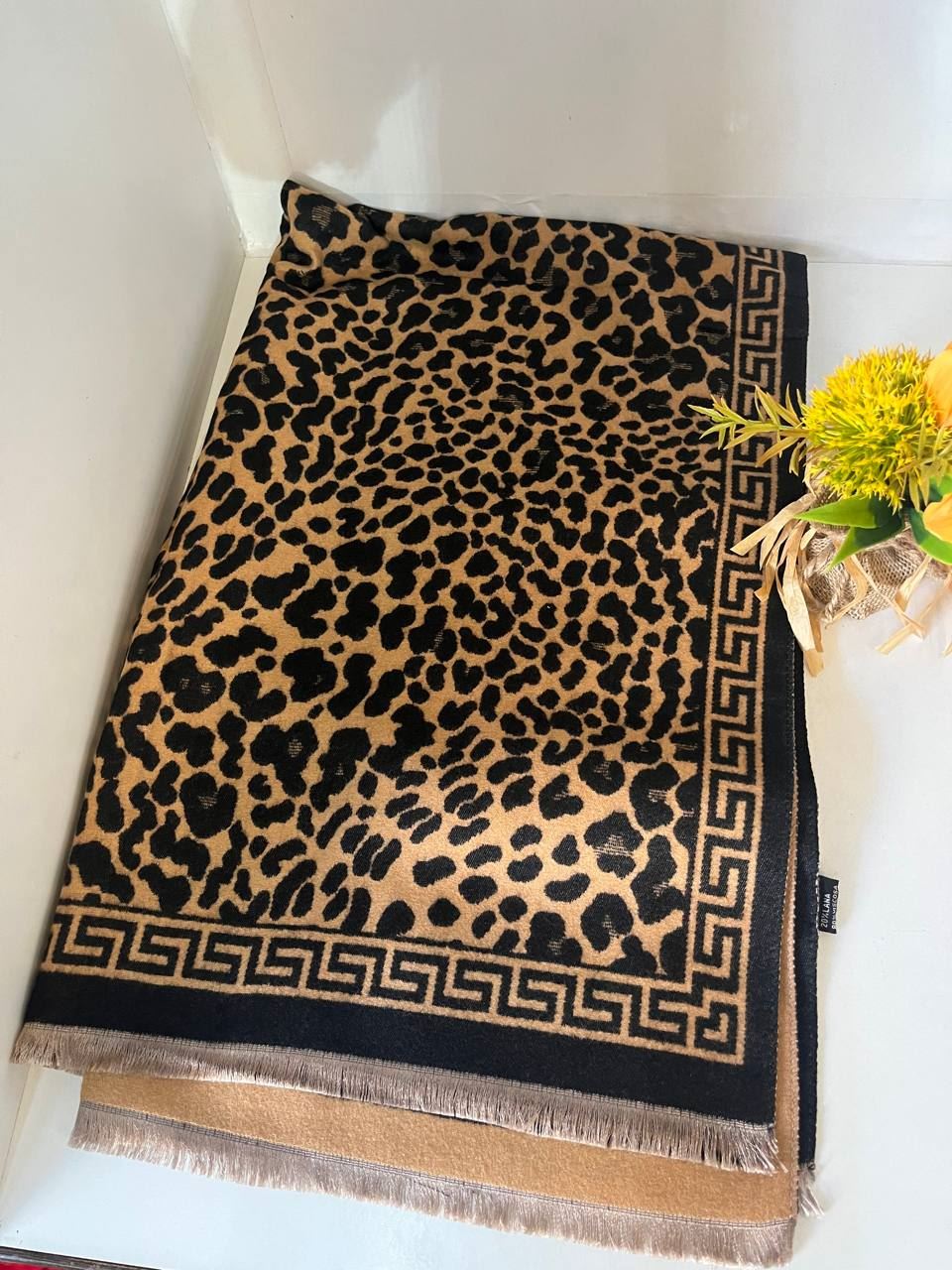 Bufanda con estampado de leopardo - Imagen 2