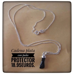 Cadena con puño protector  de plata - Imagen 1