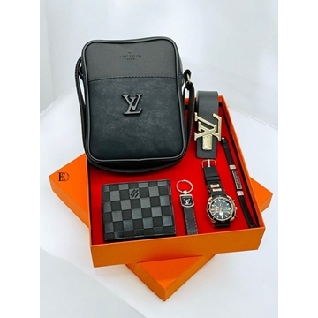 Caja complementos Louis Vuitton para chico - Imagen 2