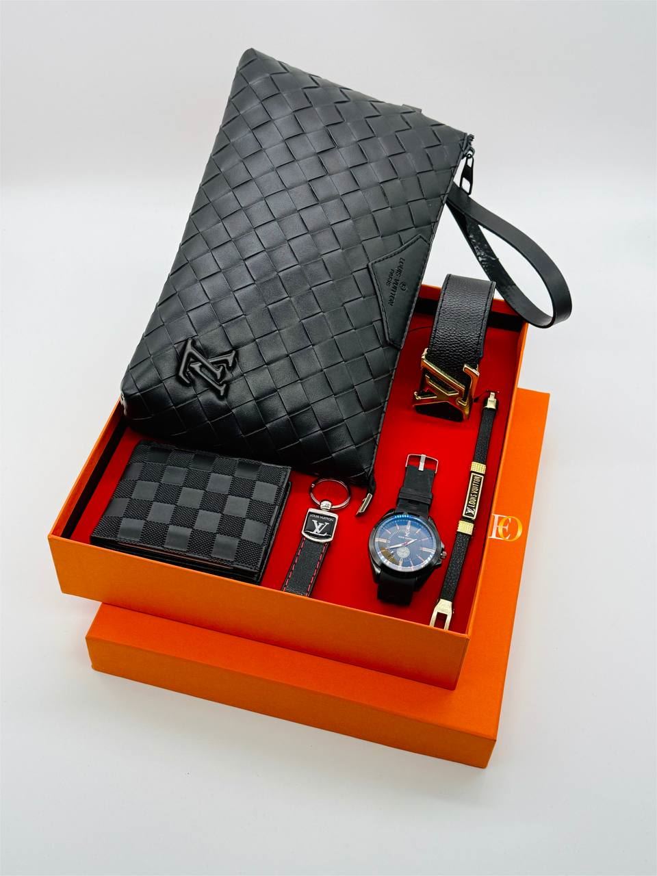 Caja de neceser reloj y cartera Louis Vuitton - Imagen 2