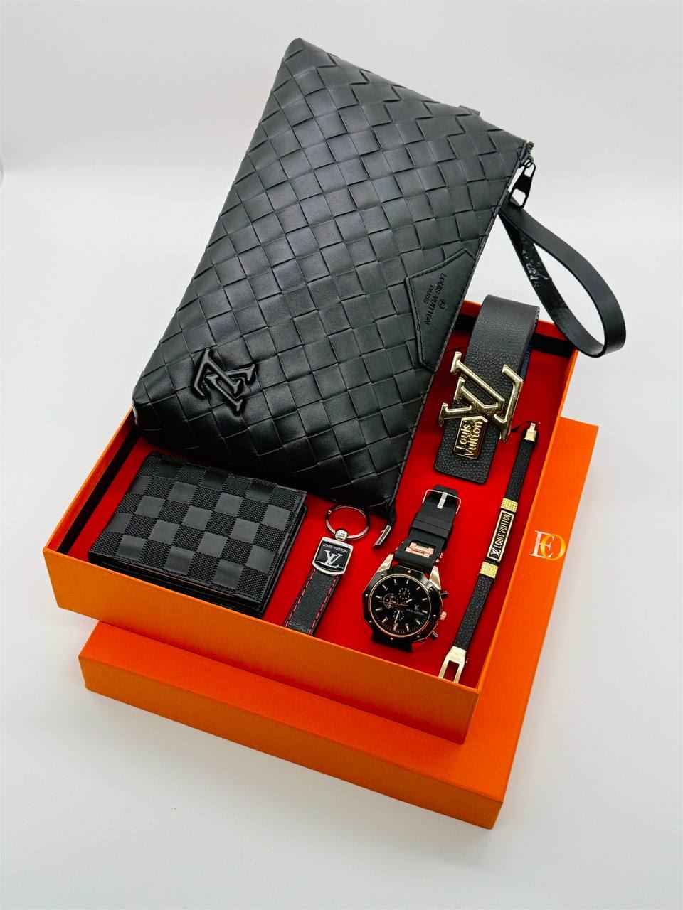 Caja de neceser reloj y cartera Louis Vuitton - Imagen 6