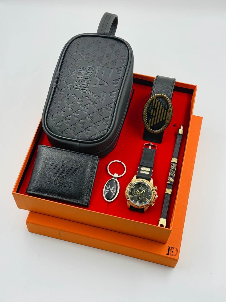 Caja regalo complementos neceser , reloj Emporio Armani - Imagen 4