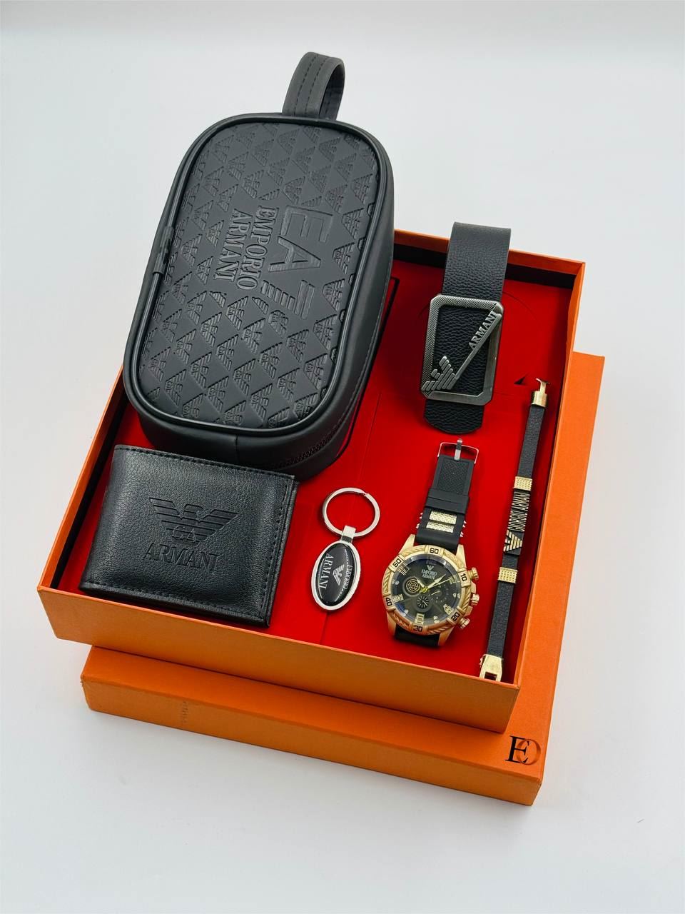 Caja regalo complementos neceser , reloj Emporio Armani - Imagen 5