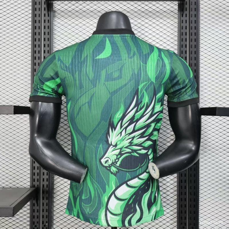 Camiseta 25/26 Liverpool with Golden Phoenix Pattern - Imagen 2