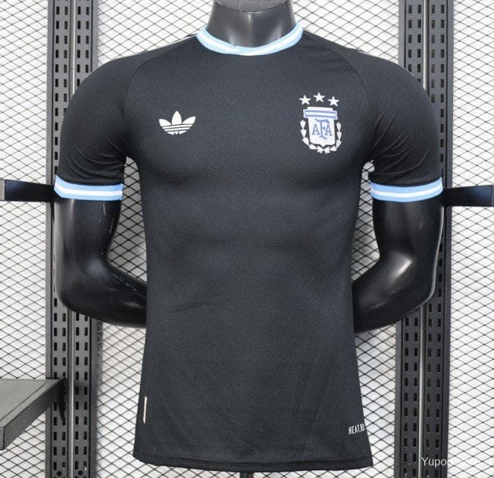 Camiseta Argentina 2025  Black with Sky Blue Trim - Imagen 1