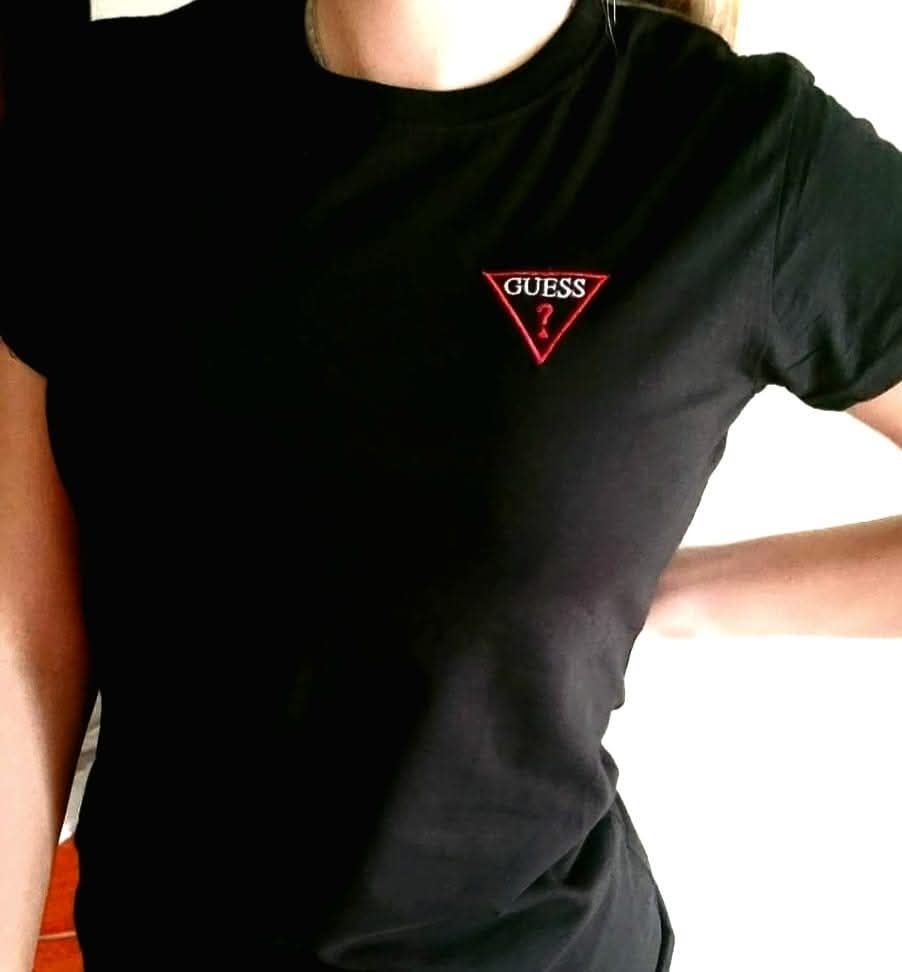 Camiseta triángulo Guess de mujer - Imagen 3