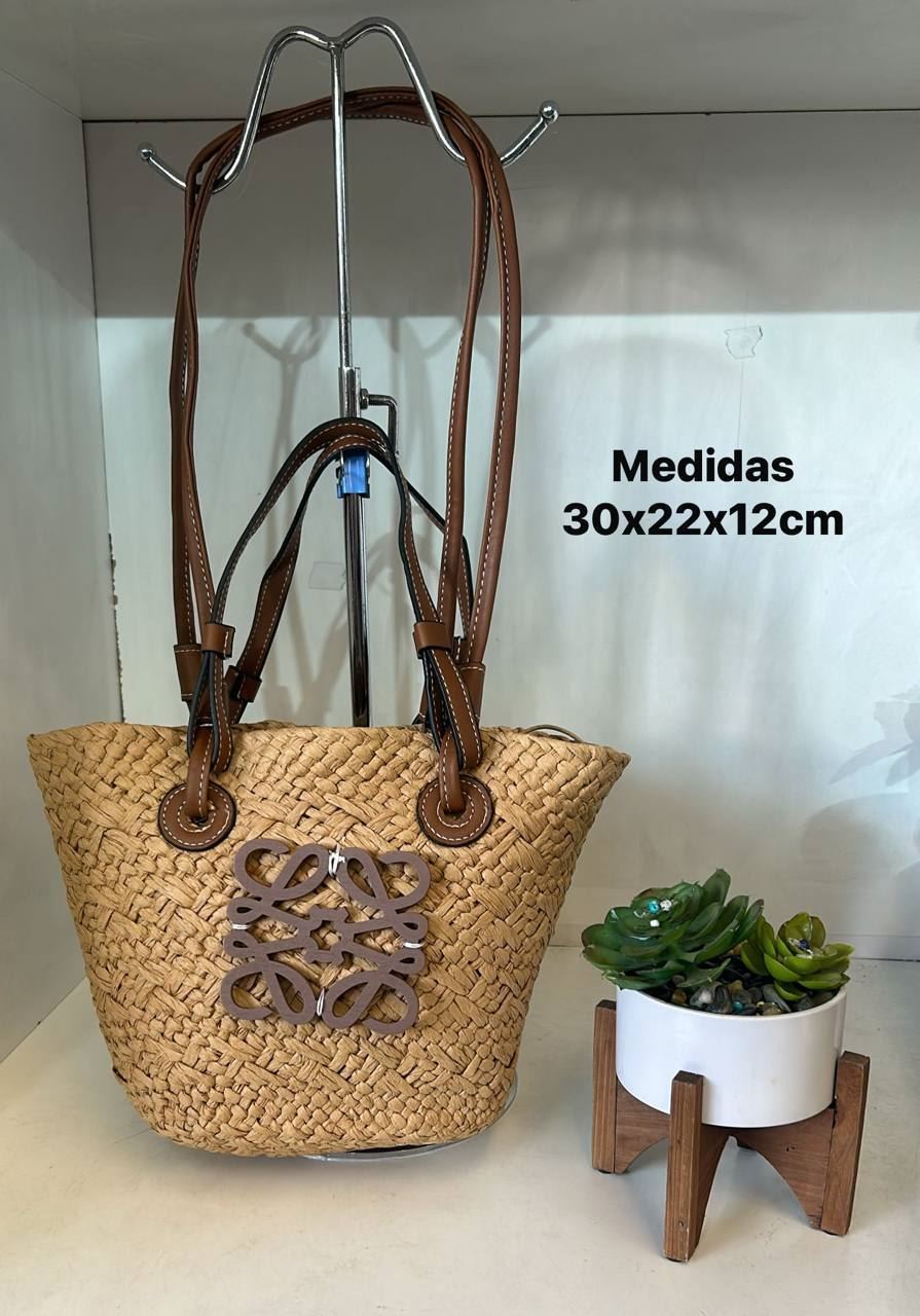 Capazo anagram Loewe - Imagen 1
