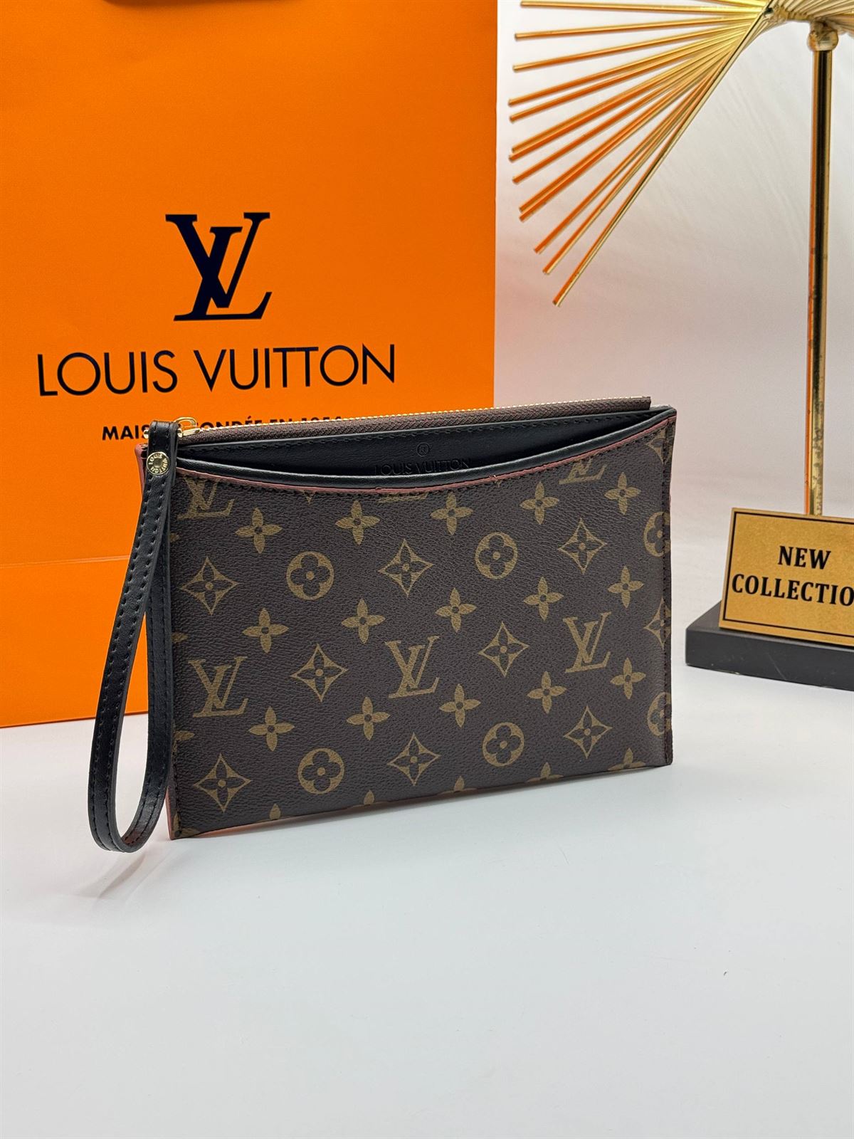Cartera de mano Louis Vuitton Pochette - Imagen 3