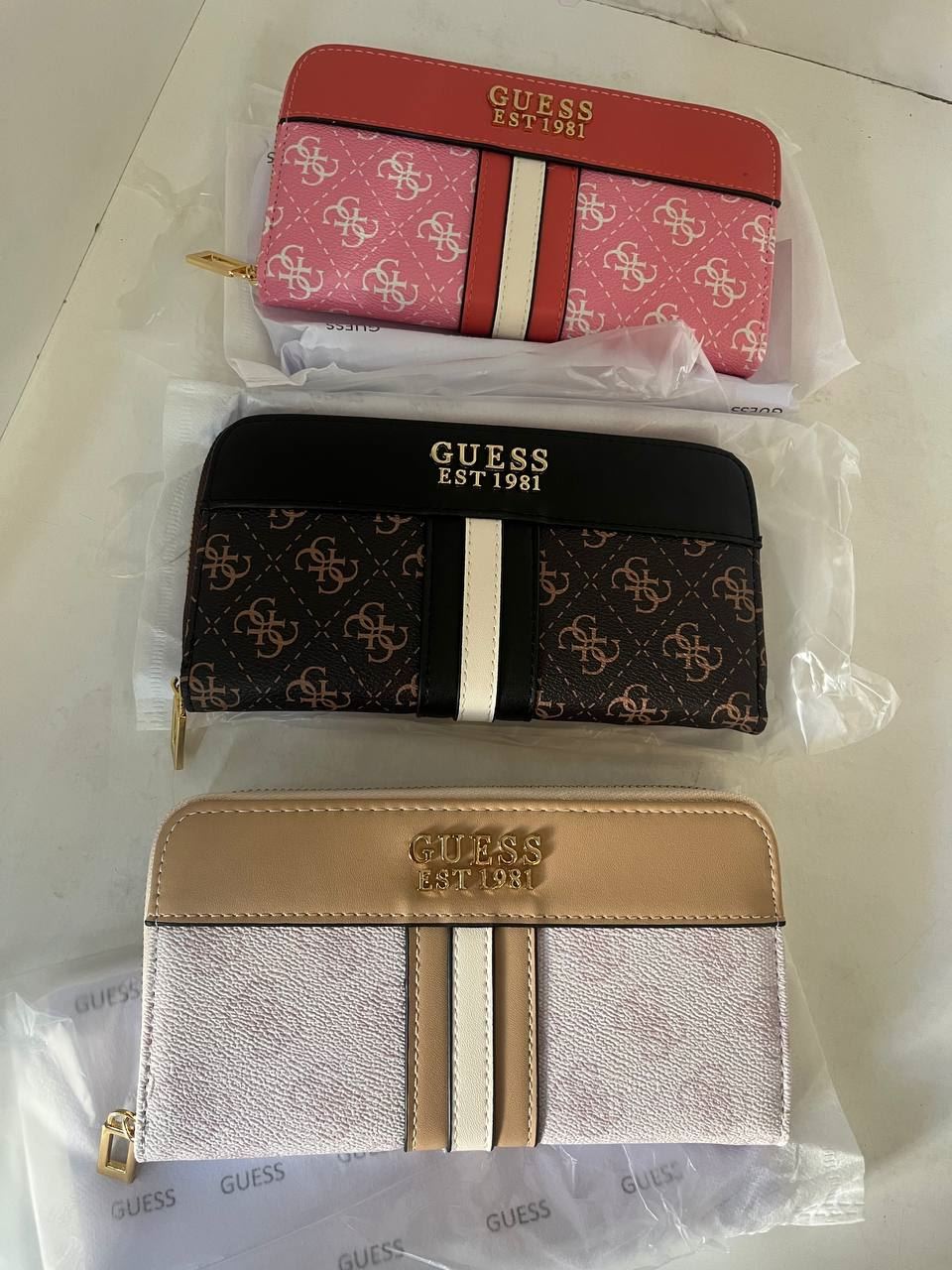 Cartera de mujer Guess - Imagen 2