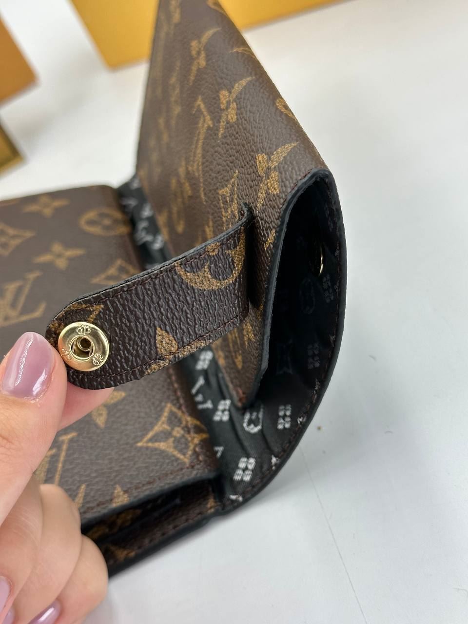 Cartera Louis Vuitton - Imagen 3