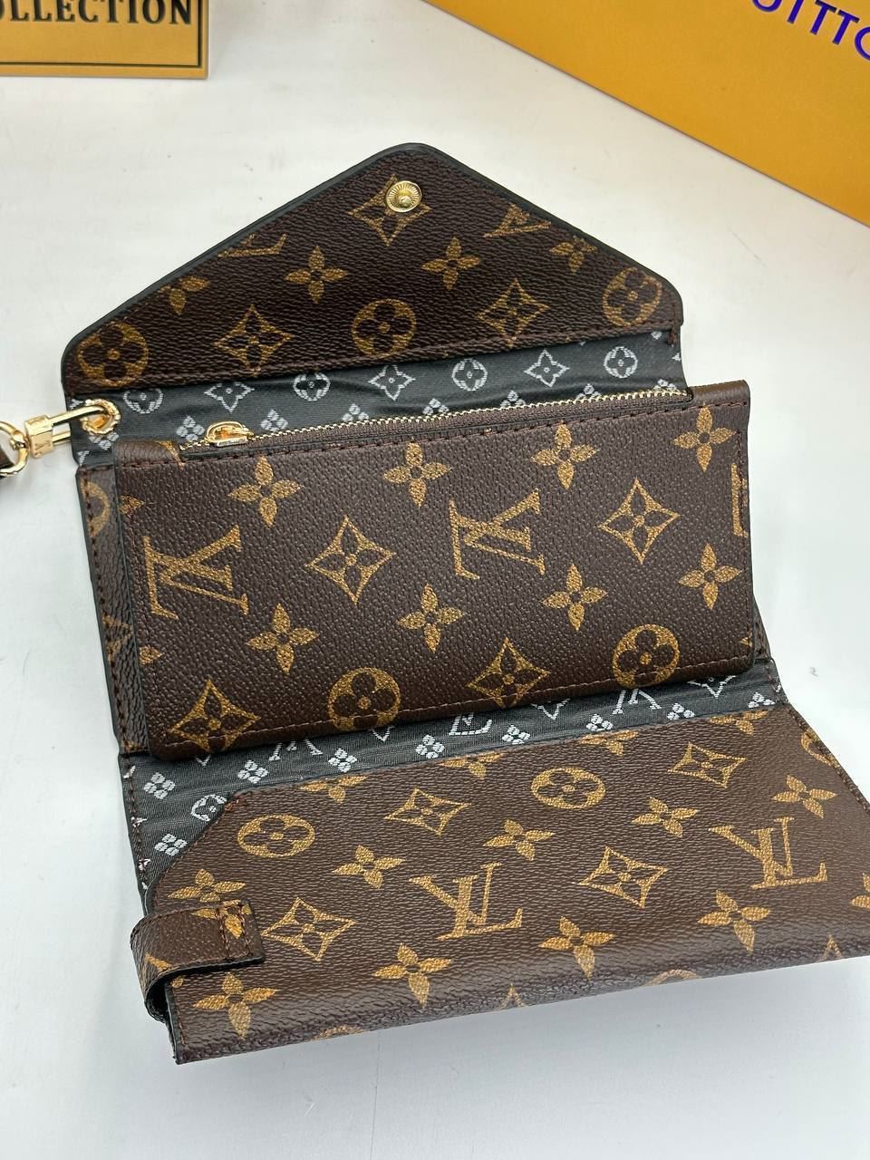Cartera Louis Vuitton - Imagen 4