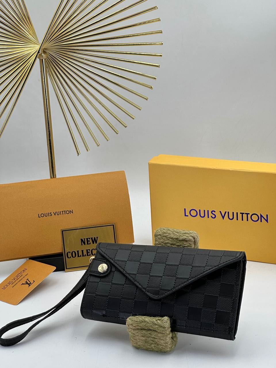 Cartera Louis Vuitton - Imagen 1