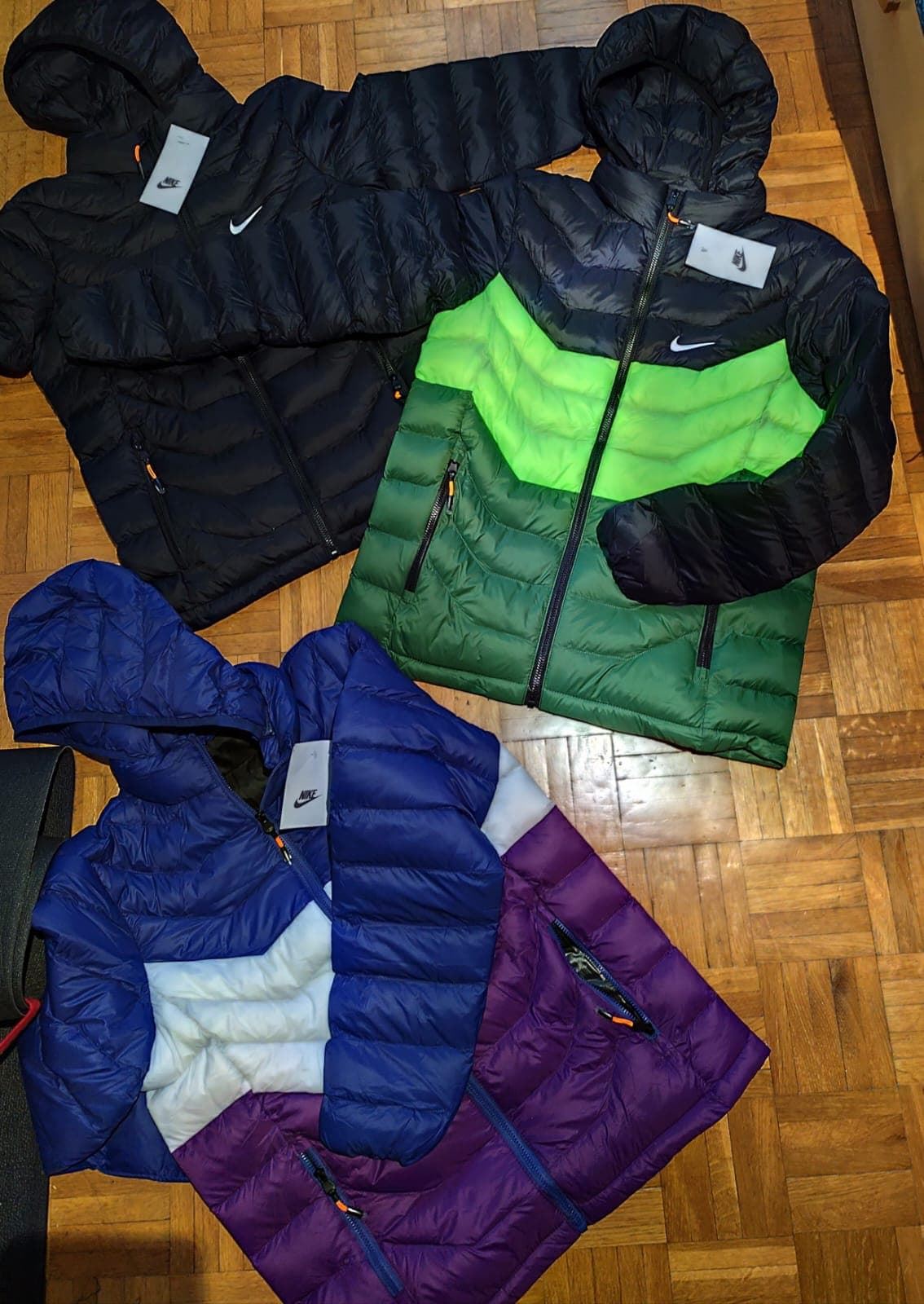 Cazadora multicolor Nike - Imagen 1