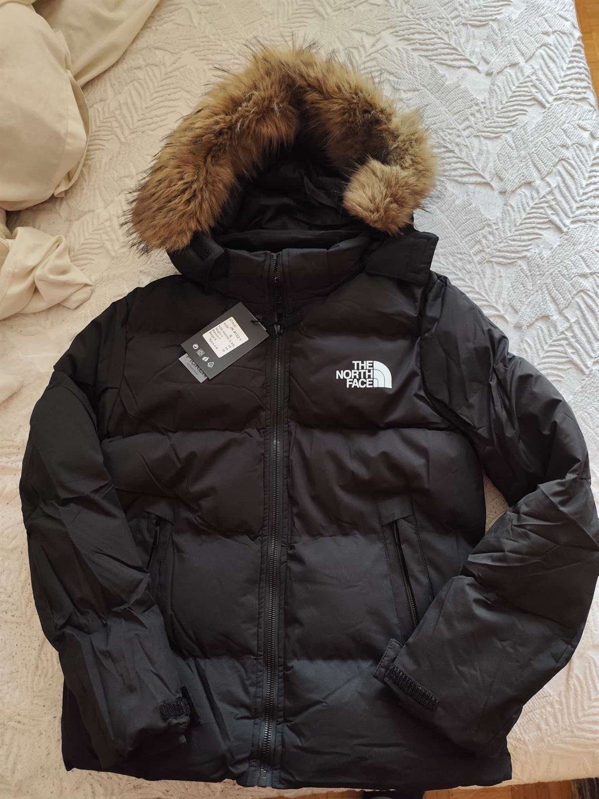 Cazadora North Face gruesa - Imagen 1