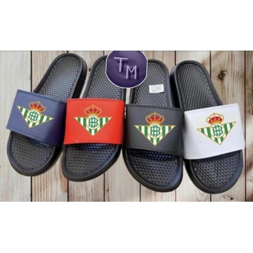 Chanclas Betis y Sevilla - Imagen 1