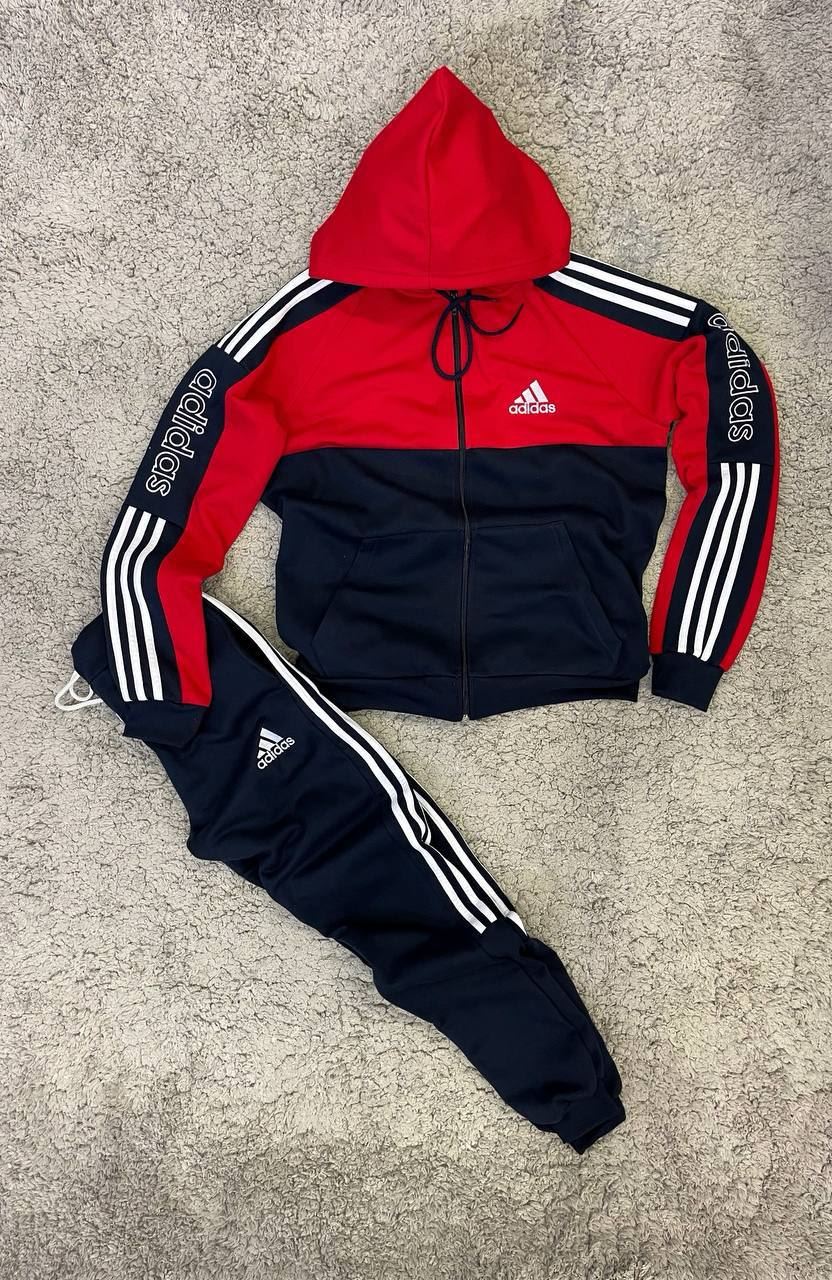 Chándal Adidas con capucha - Imagen 1