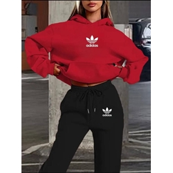 Chándal Adidas de mujer - Imagen 1
