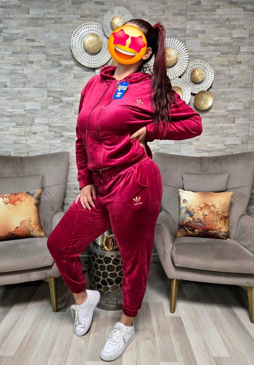 Chándal Adidas terciopelo - Imagen 1