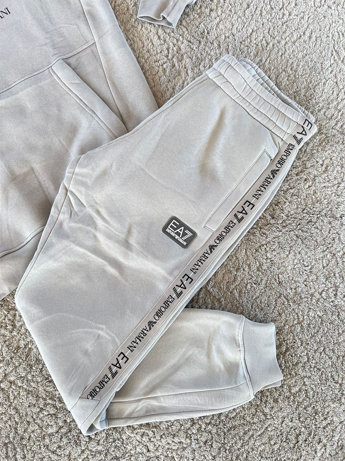 Chándal Armani de hombre - Imagen 3