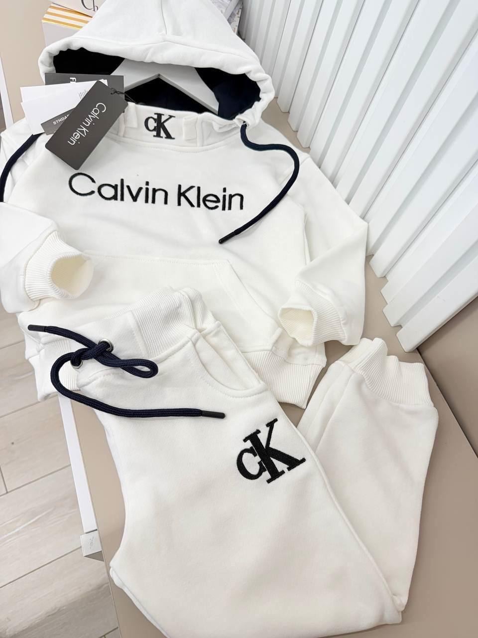 Chándal Calvin Klein niños - Imagen 3