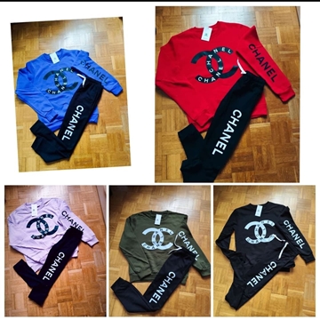 Chándal Chanel de mujer - Imagen 2