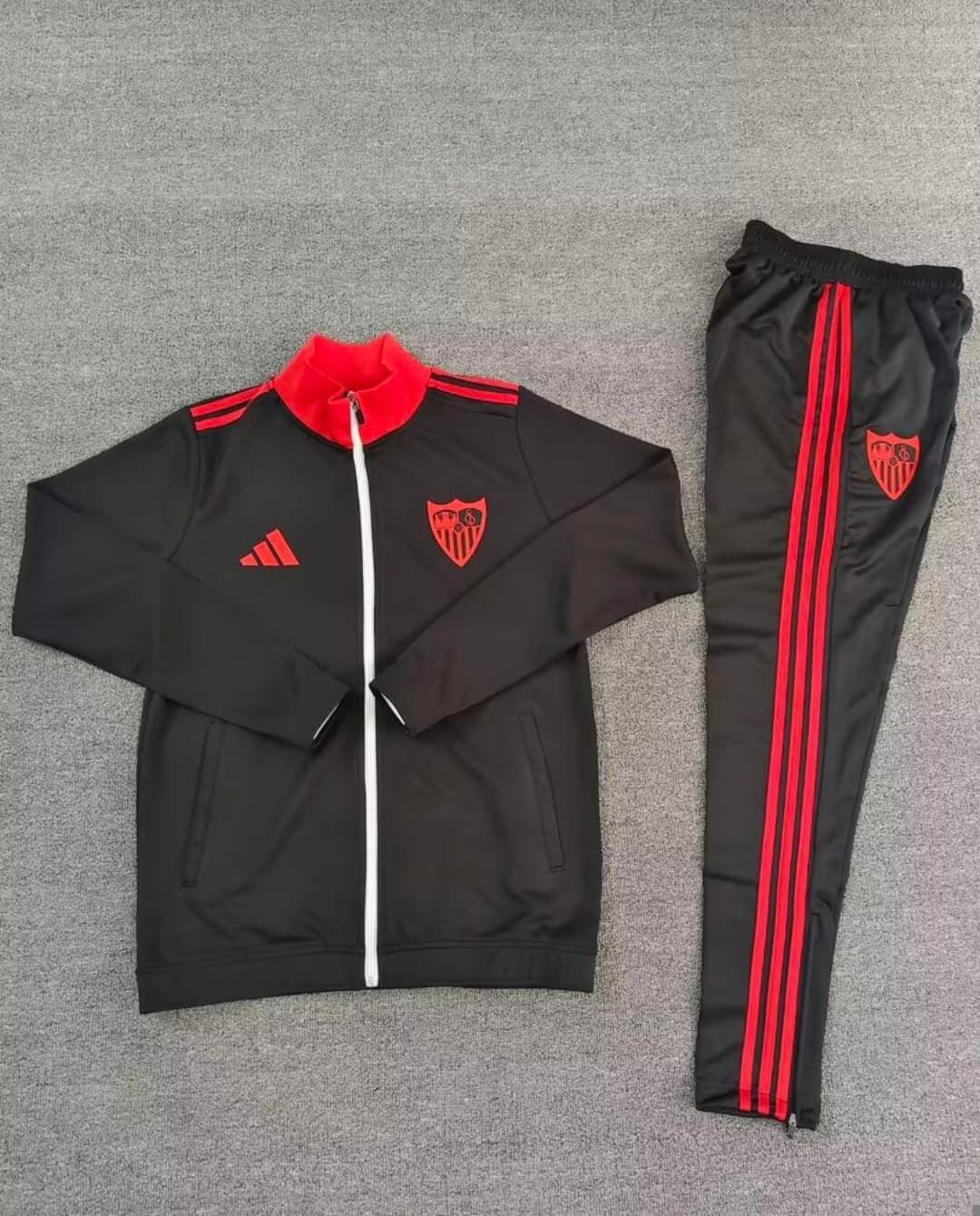 Chándal equipación Sevilla FC - Imagen 1