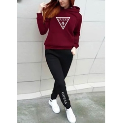 Chándal Guess de mujer - Imagen 1