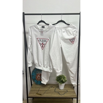 Chándal Guess nueva temporada - Imagen 2