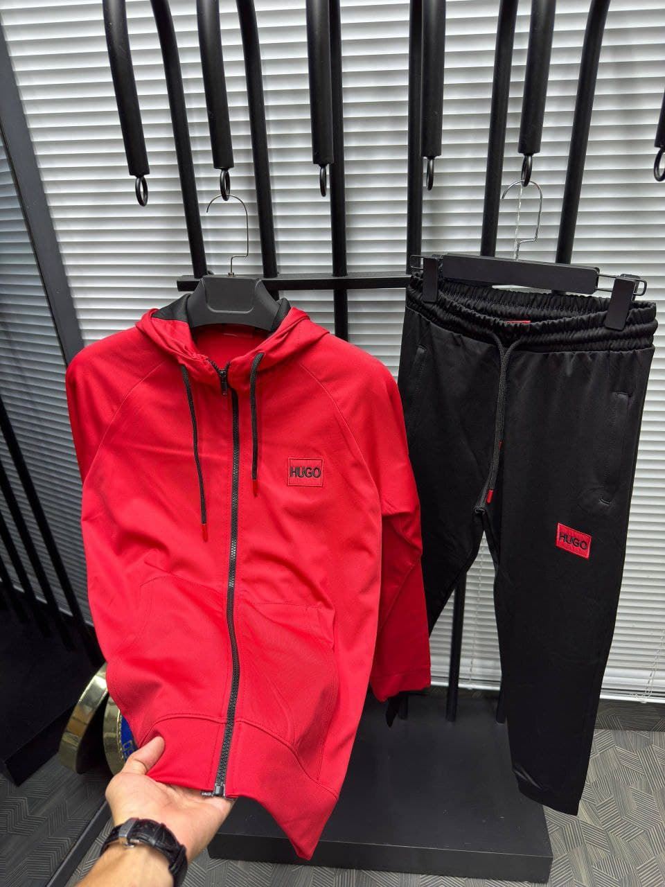 Chándal Hugo Boss - Imagen 2
