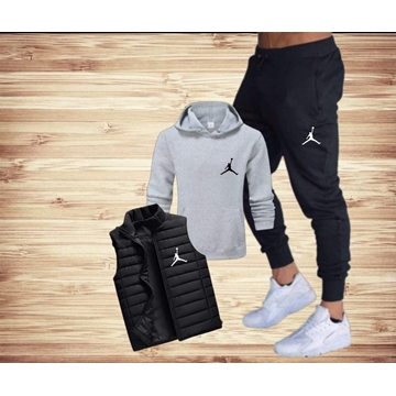 Chándal Jordan y chaleco  tres piezas - Imagen 1