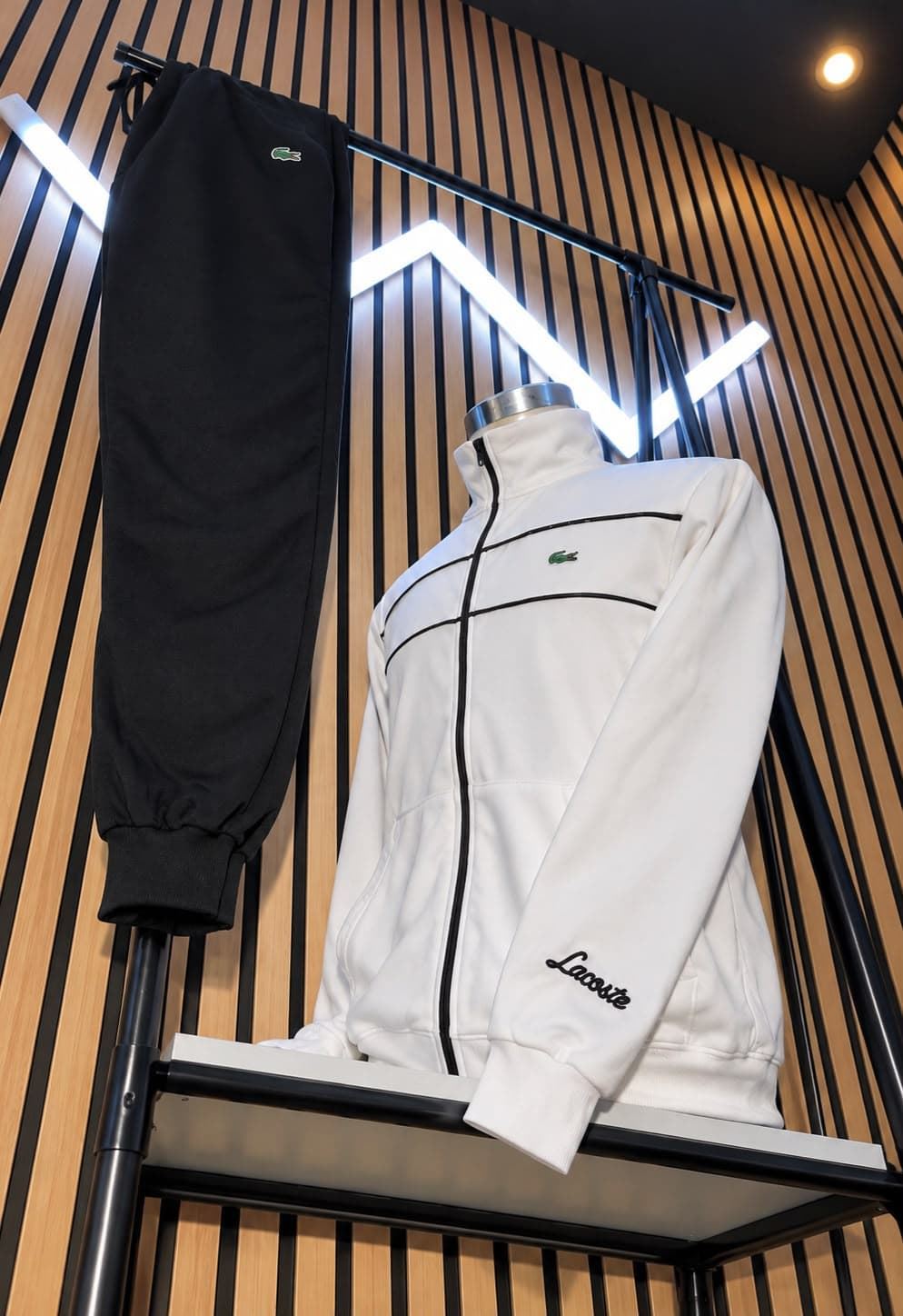 Chándal Lacoste bordado - Imagen 1