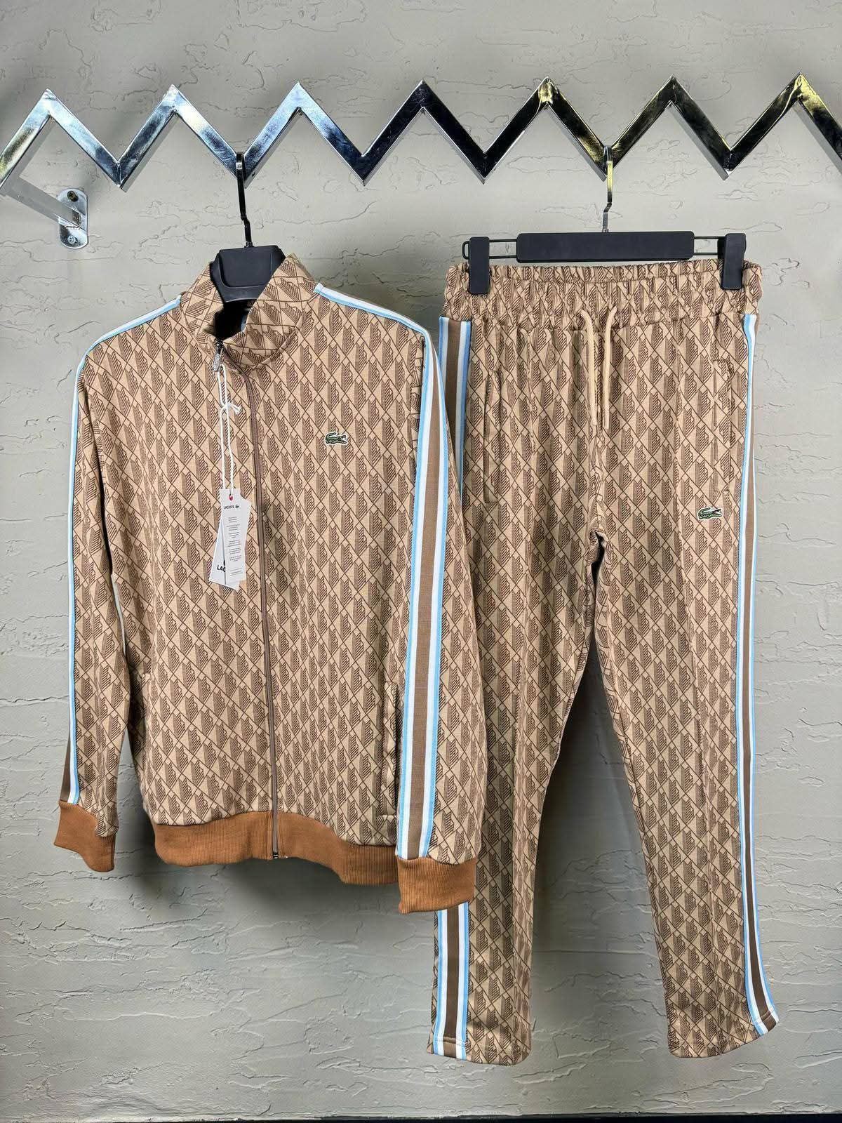 Chándal Lacoste estampado hombre - Imagen 1