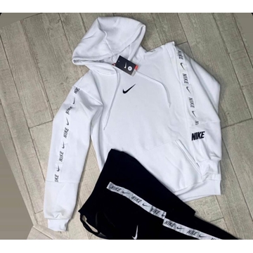 Chándal Nike bordado de hombre y mujer - Imagen 2