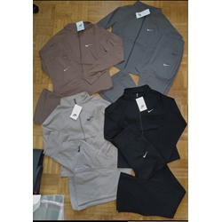 Chándal Nike bordado de mujer - Imagen 1