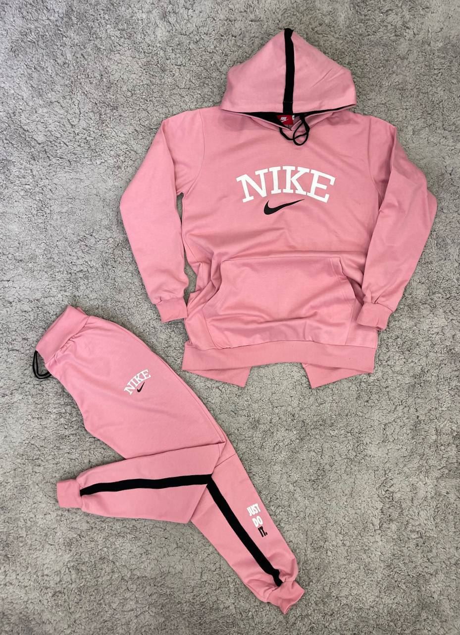 Chándal Nike de mujer - Imagen 1