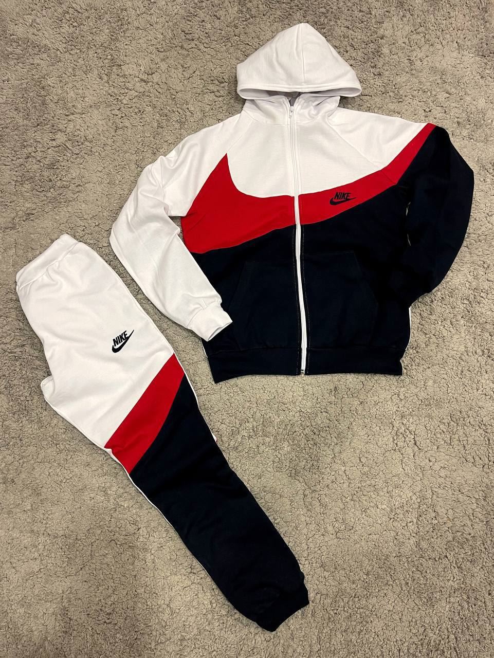 Chándal Nike novedad - Imagen 1