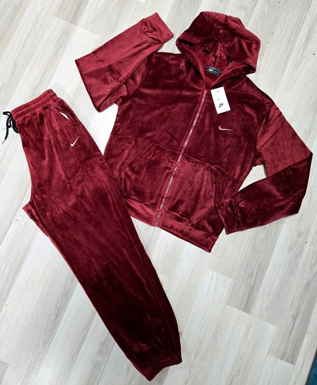 Chándal Nike terciopelo - Imagen 4