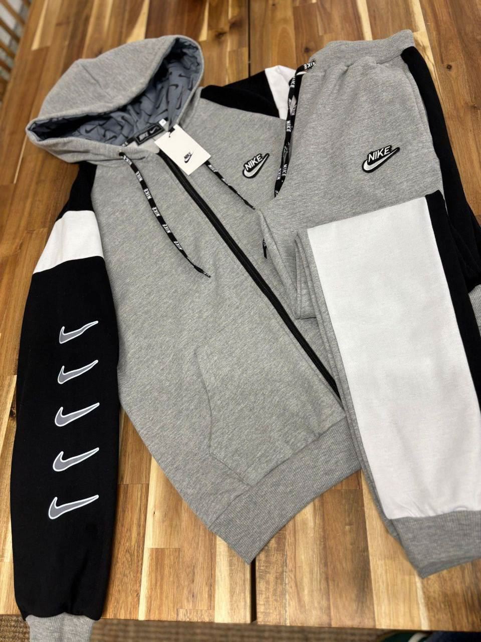 Chándal Nike - Imagen 3