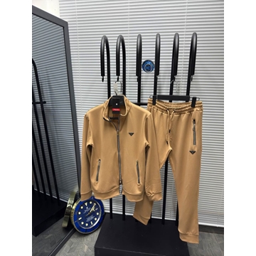 Chándal Prada - Imagen 1