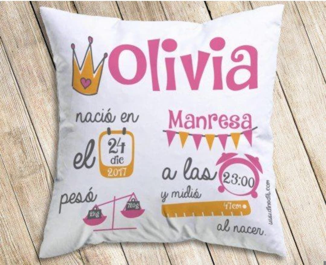Cojín nacimiento personalizado - Imagen 1
