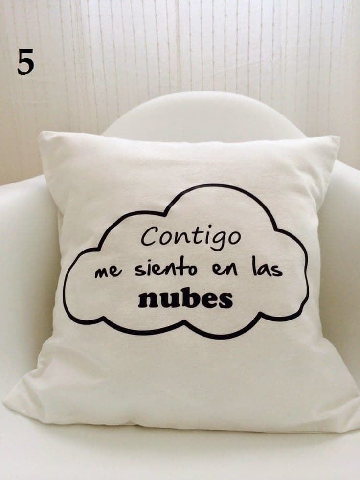 Cojín  personalizado  San valentin contigo me siento en las nubes - Imagen 1
