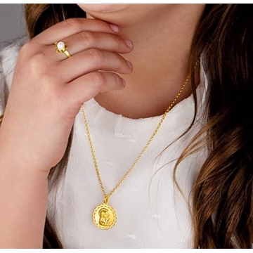 Collar virgen María plata bajada en oro primera comunión - Imagen 1