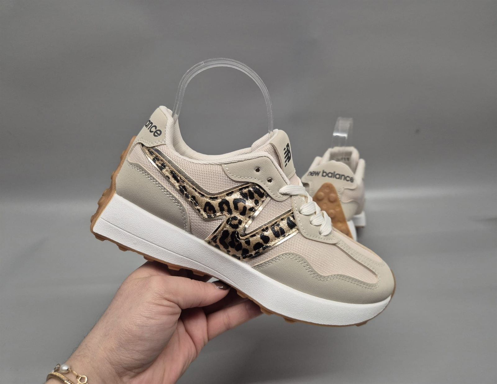 Combo Zapatillas y bolso New balance - Imagen 2